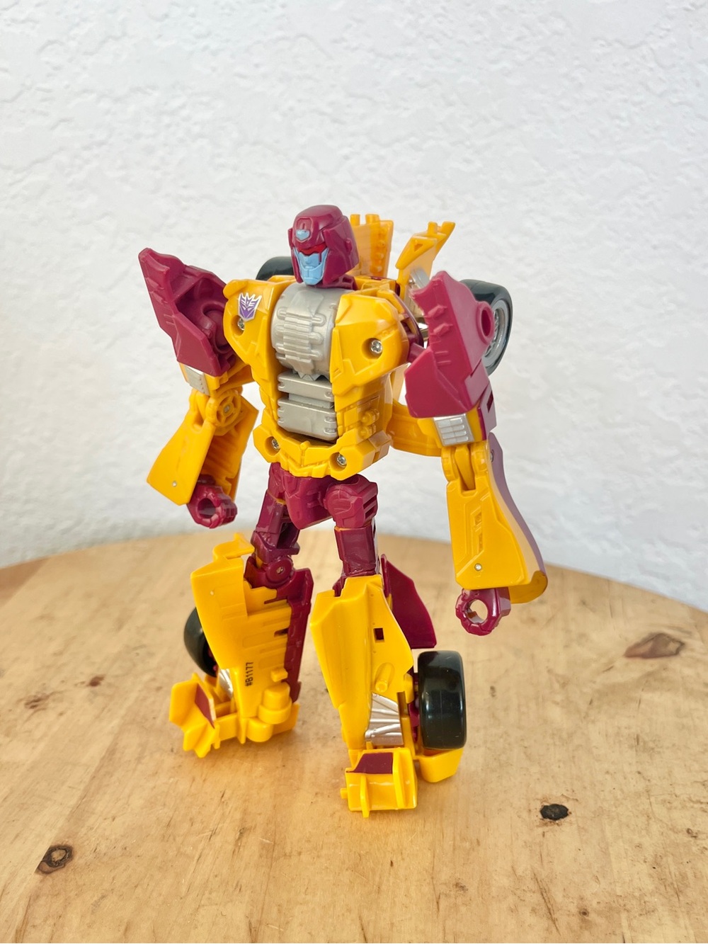 Transformers Decepticon Dragstrip Combiner Wars Deluxe Class Figure Only